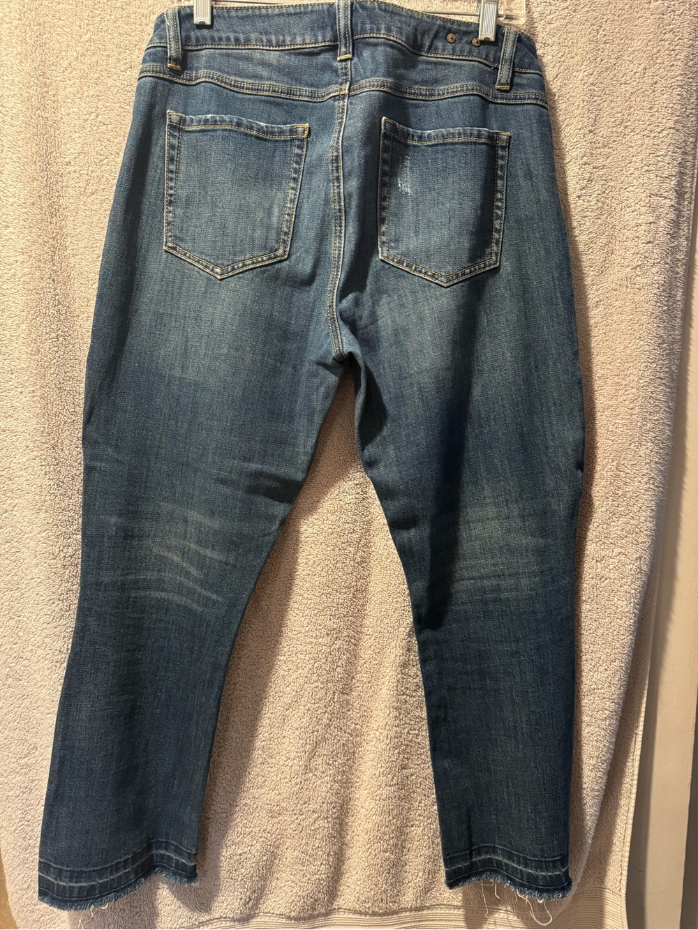 CAbi Kick It Crop Jeans - Picture 7 of 9